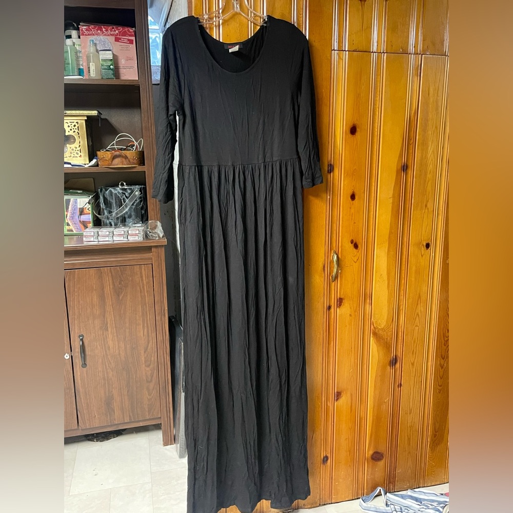 Black long dress